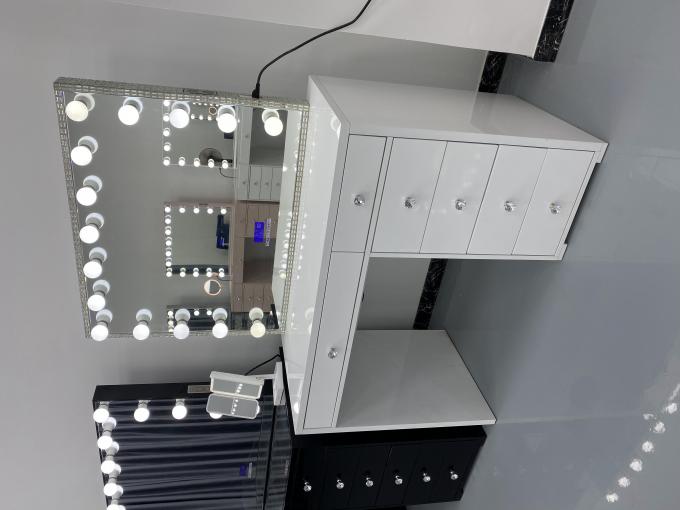 Y Verpakking Moderne kleedkamer Met licht spiegel slaapkamer ijdelheid kleedkamer Make-up Desktop Led spiegels Set lades kleedkamers 8
