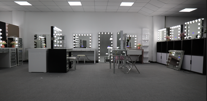 Touchscreen Metalen Frame 14 Lampen Make-up Spiegel met Lichten Led Vanity Spiegel 36