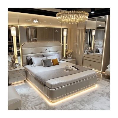 Verstelbaar modern design queen size houten bed voor Italiaanse luxe koninklijke spiegel koning slaapkamer set in huis of hotelkamer